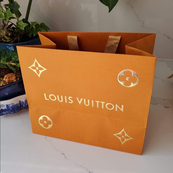 ❌❌ SOLD ❌❌ ORIGINAL. Louis Vuitton. Wallet. Fuschia. - Picture 5 of 11